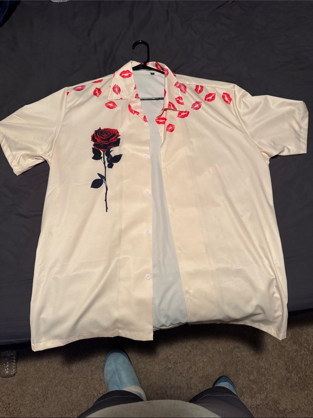 Cream Short-Sleeve Button-Down Shirt with Red Rose & Lip Print